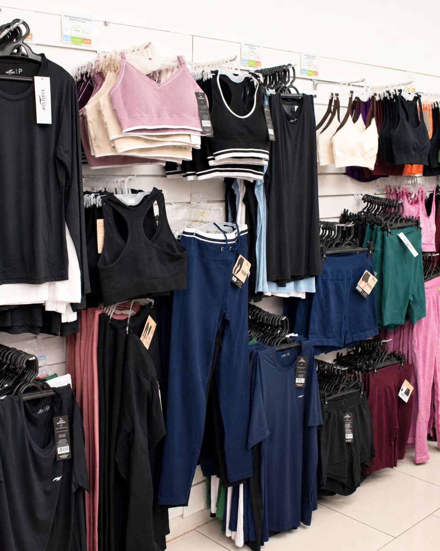 Estoque de sutiãs no atacado da Capital da Lingerie em Campinas-SP — foto 18